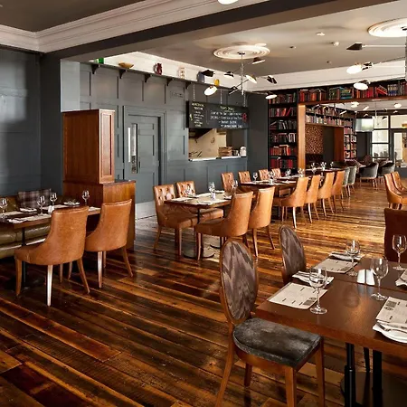 The Address קורק