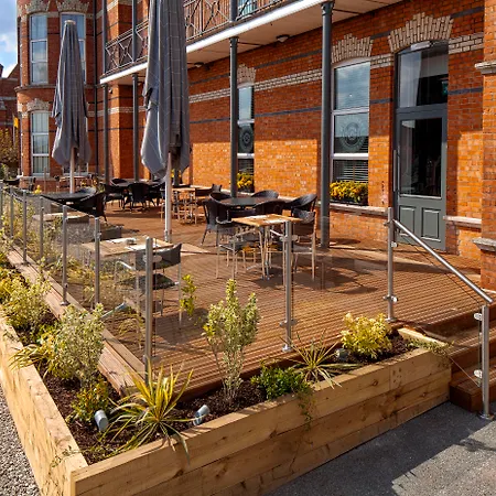 فندق The Address 4*