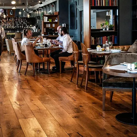 The Address 4* كورك