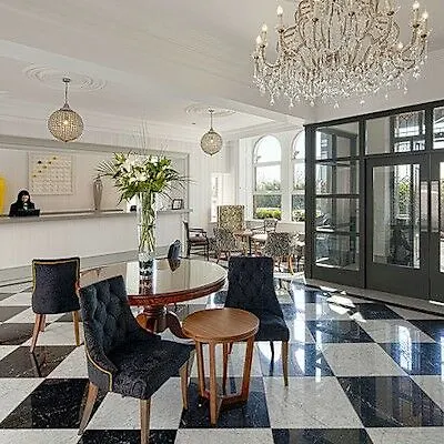 The Address فندق 4*